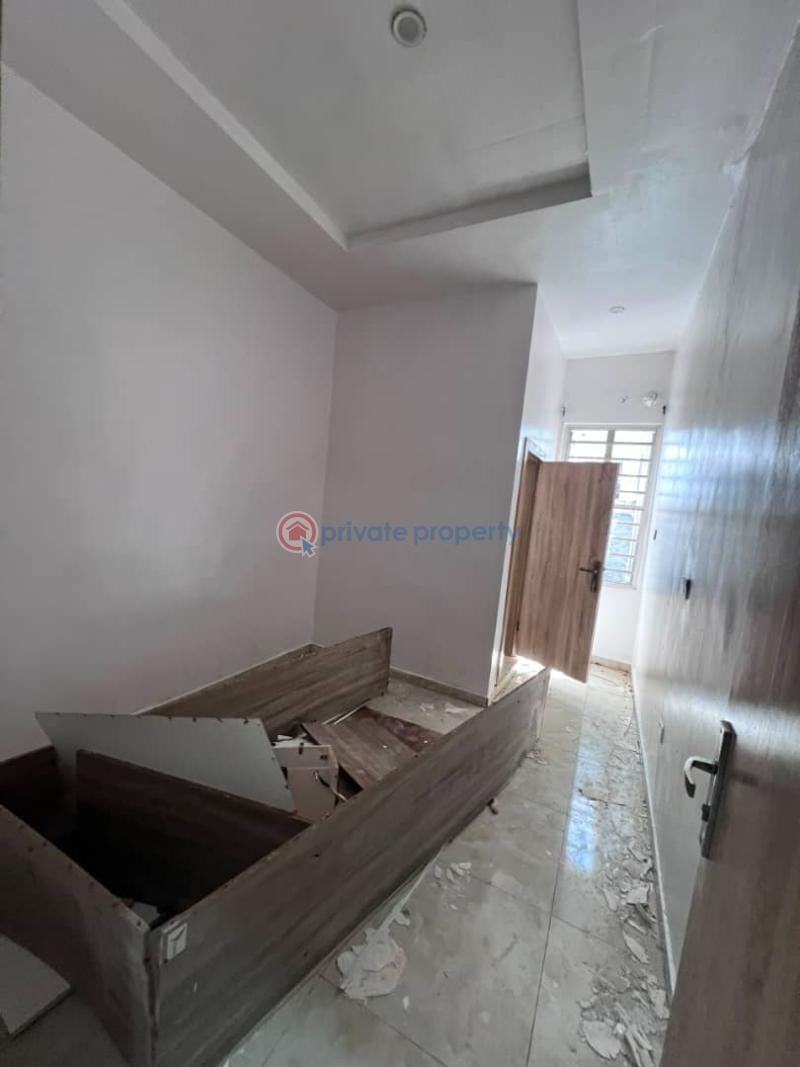 1 bedroom Mini Flat For Rent Royal Pine Estate Orchid Road Lekki Lagos - 3