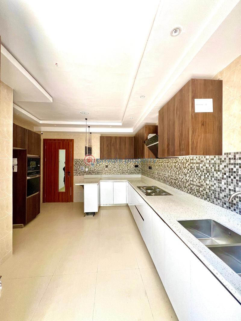 Luxury self-compound 3 bedroom terrace with bq - 12 3 bedroom Terrace For Rent Victoria Island Lagos - 12