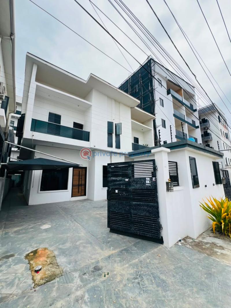 4 bedroom Semi detached Duplex For Rent Lekki Phase 1 Lagos