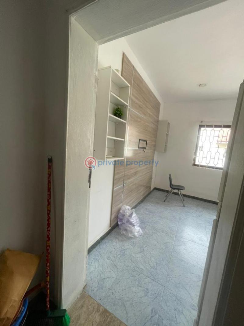 1 bedroom Mini Flat For Rent Lekki Phase 1 Lagos - 3