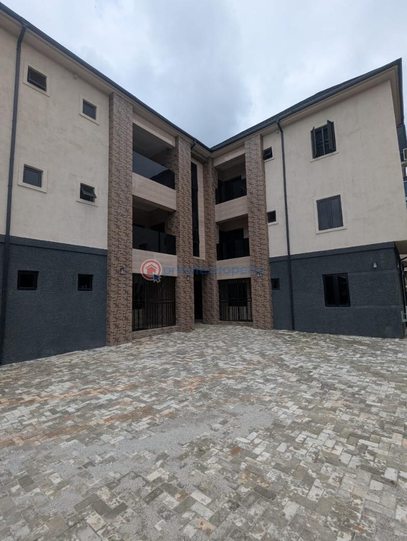 3 bedroom Block Of Flats For Rent International Center School Dakibiyu Abuja Phase 2  - 0
