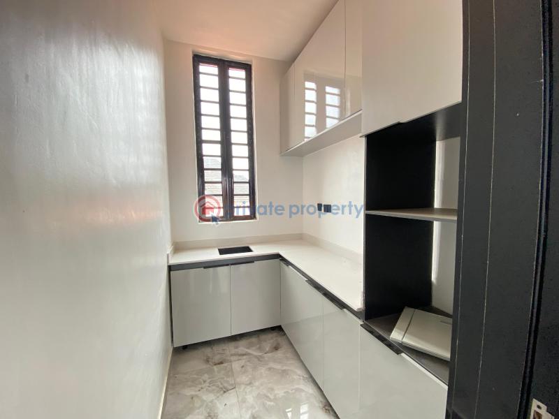 5 bedroom Detached Duplex For Sale Osapa London Lekki Lagos - 5