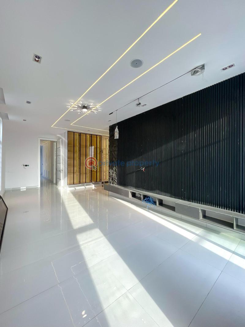 5 bedroom Detached Duplex For Sale Ikota Lekki Lagos - 9