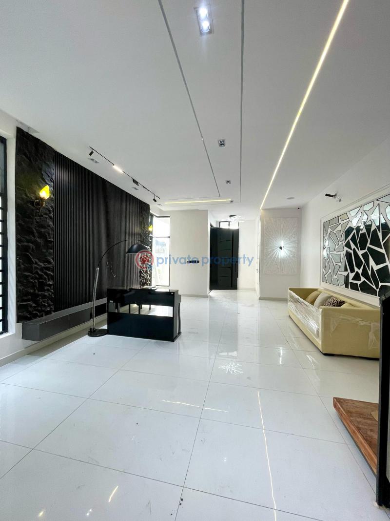 5 bedroom House For Sale Ikota Lekki Lagos - 1