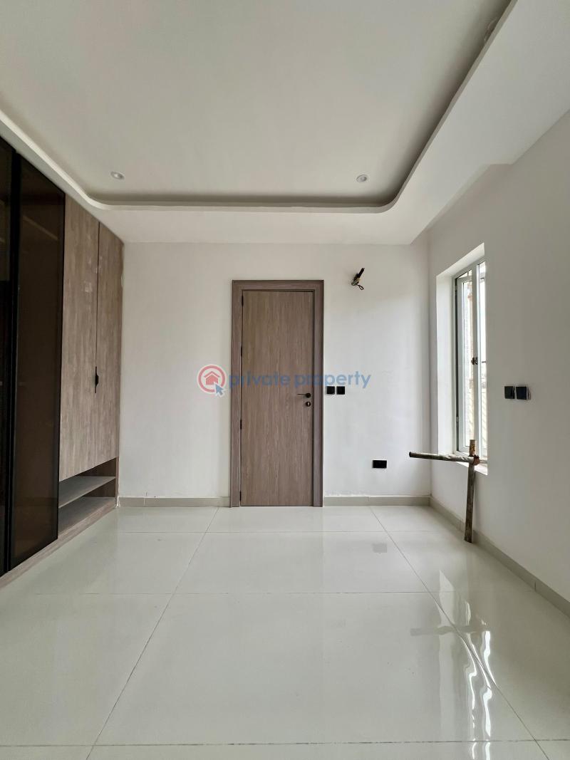 2 bedroom Block Of Flats For Sale Lekki Phase 1 Lagos - 10