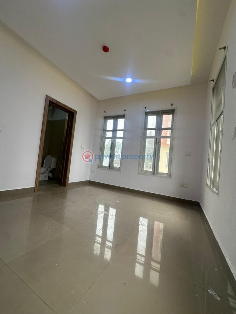 2 bedroom Block Of Flats For Rent Off Orchid Road Lekki Lagos - 2
