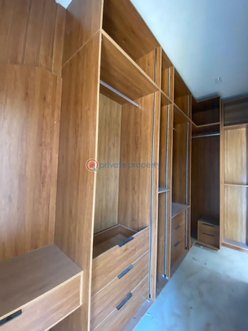 3 bedroom Penthouse For Sale Lekki Phase 1 Lagos - 4