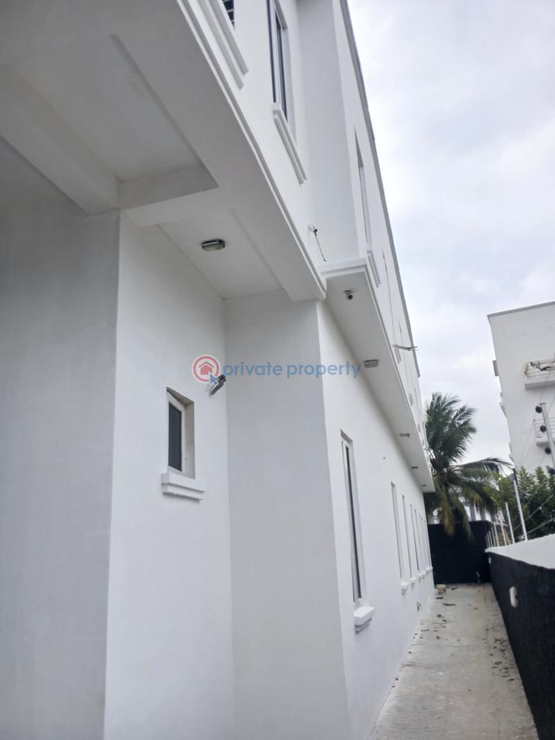 5 bedroom Detached Duplex For Rent Ologolo Lekki Lagos - 1