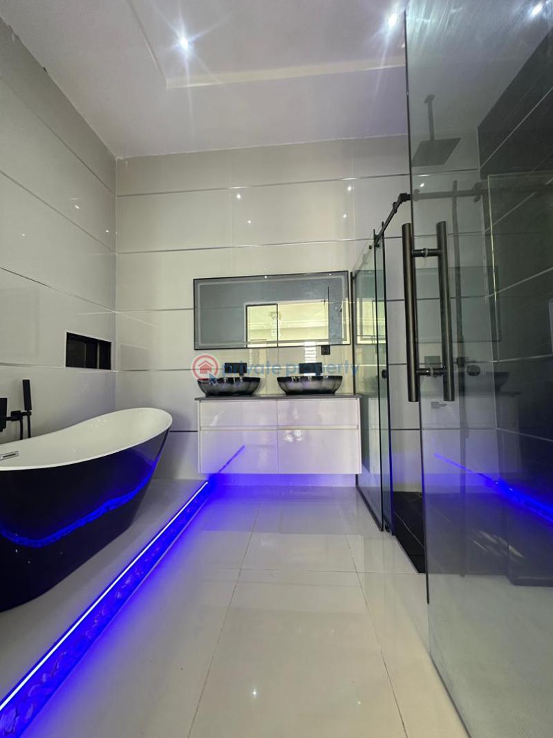 5 bedroom House For Sale Ajah, Lekki Lagos - 3