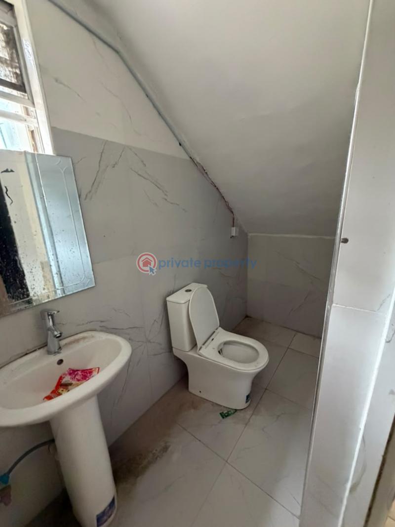 1 bedroom Mini Flat For Rent Thomas Estate Ajah Lagos - 4