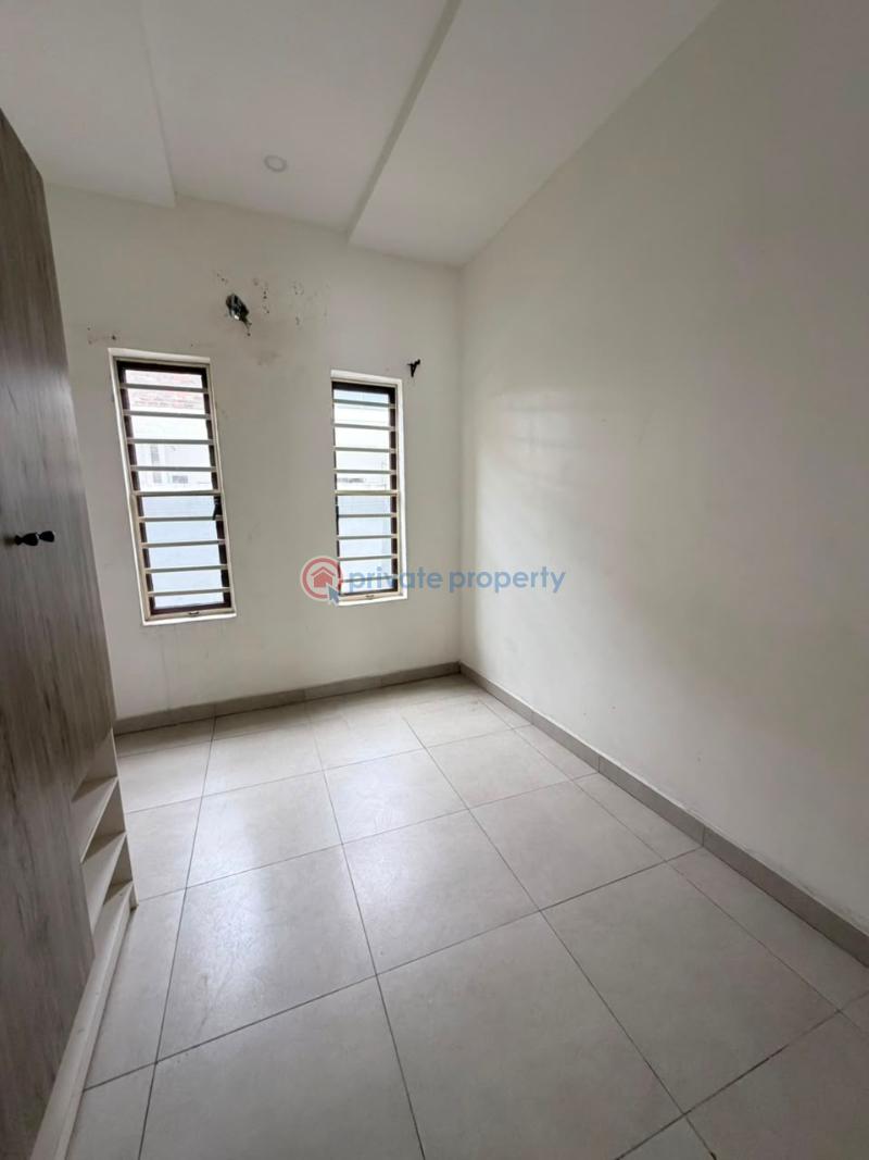 1 bedroom Mini Flat For Rent Dpkay Estate Orchid Road Lekki Lagos - 3