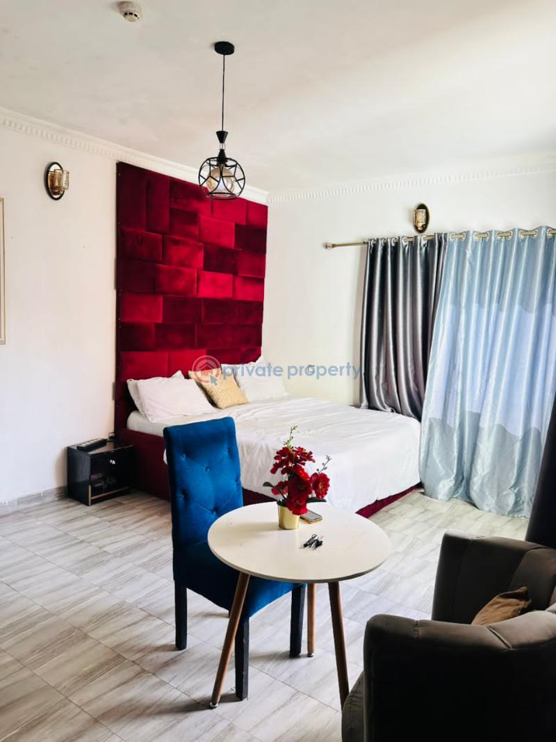 Luxury spacious serviced unfurnished 3 bedroom apartment plus bq for rent in a secured estate - 3 3 bedroom Block Of Flats For Rent Ikate Lekki Lagos Ikate Elegushi Lekki Lagos - 3