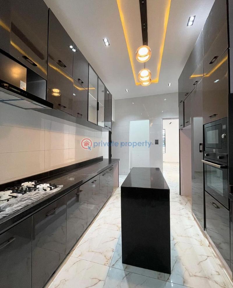 5 bedroom Detached Duplex For Sale Chevron Lekki Lekki Lagos - 4