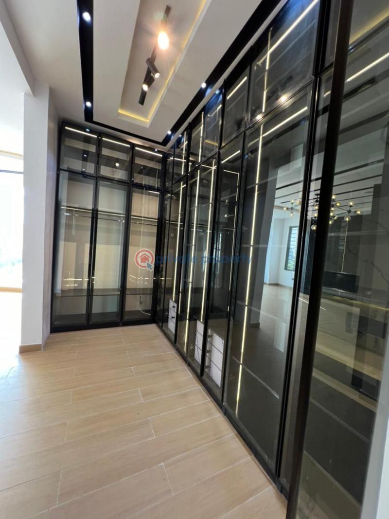 5 bedroom Detached Duplex For Sale 2nd Toll Gate Chevron Lekki Chevron Drive Lekki Lagos - 7