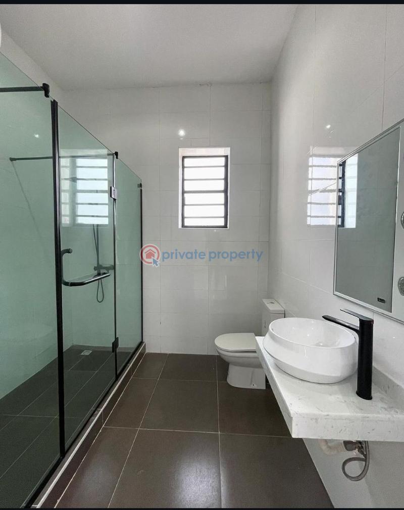 5 bedroom Detached Duplex For Sale Chevron Lekki Lekki Lagos - 10