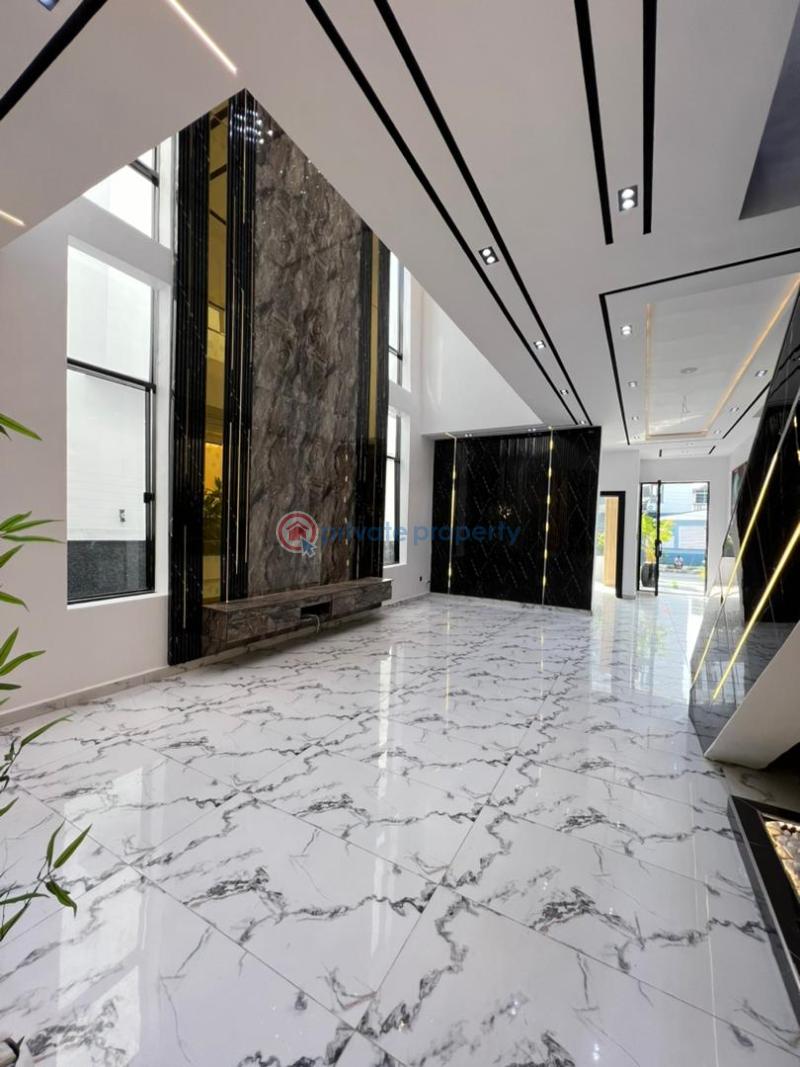 5 bedroom Detached Duplex For Sale 2nd Toll Gate Chevron Lekki Chevron Drive Lekki Lagos - 1