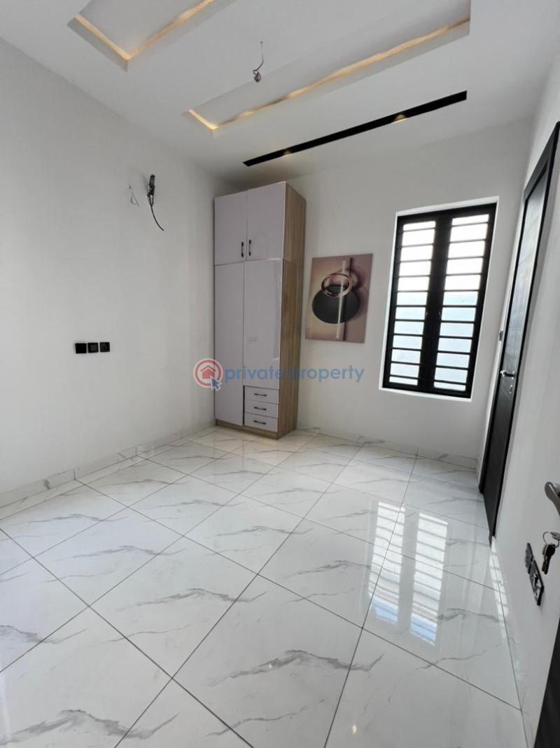 5 bedroom Detached Duplex For Sale 2nd Toll Gate Chevron Lekki Chevron Drive Lekki Lagos - 12