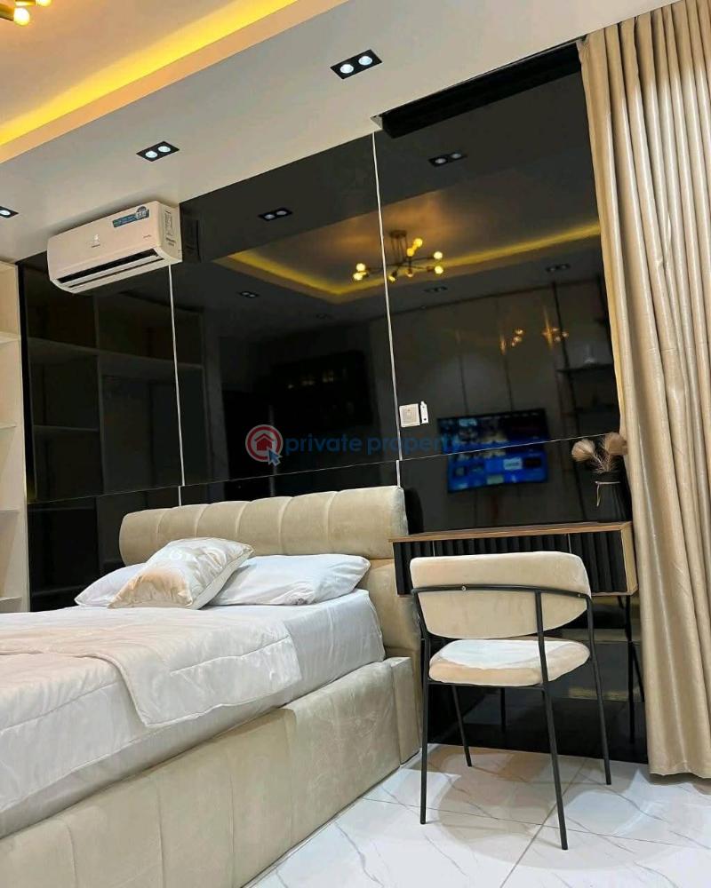 1 bedroom Self Contain Short let Off Admiralty Way Lekki Phase 1 Lagos - 0