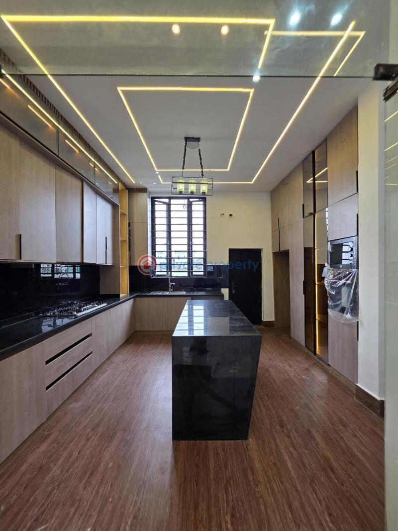 5 bedroom Detached Duplex For Sale Monastery Road Sangotedo Lagos - 8