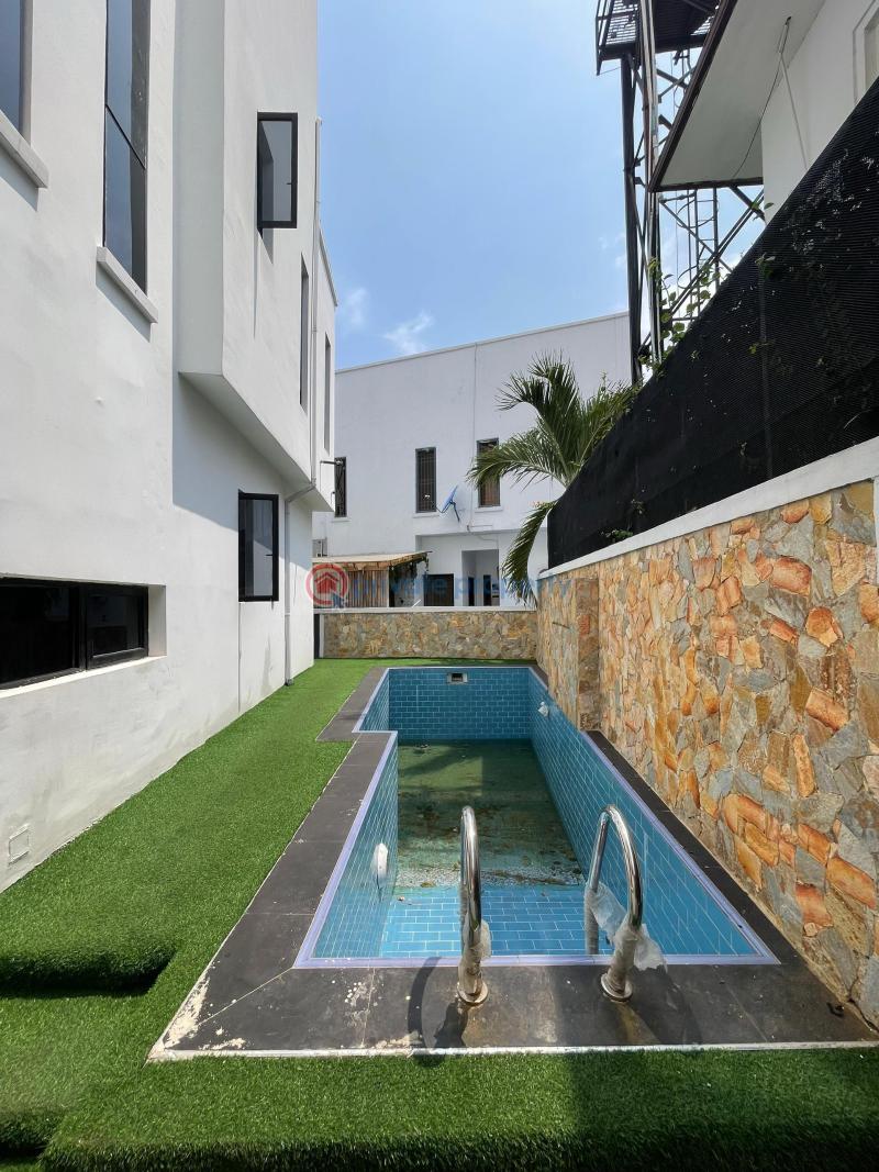 5 bedroom Detached Duplex For Sale Ikota Lekki Lagos - 11