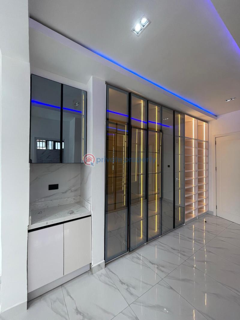 5 bedroom Detached Duplex For Sale Ikota Lekki Lagos - 1
