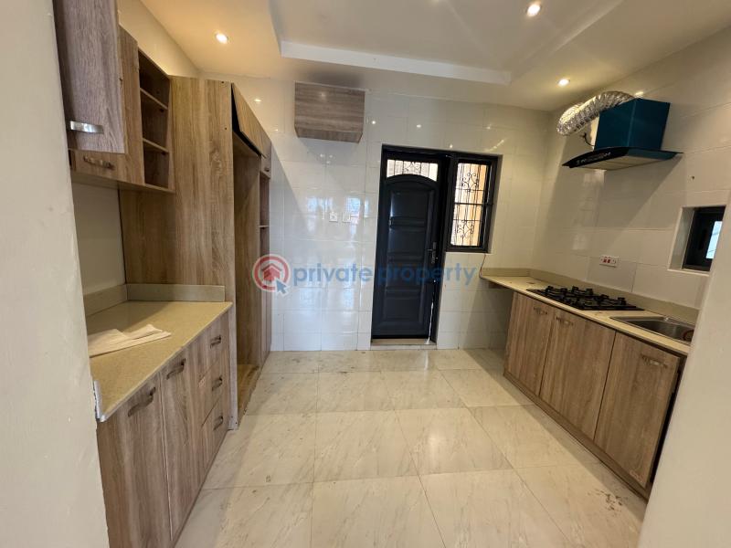 2 bedroom Block Of Flats For Rent Gbangbala Ikate Elegushi Lekki Lagos - 6