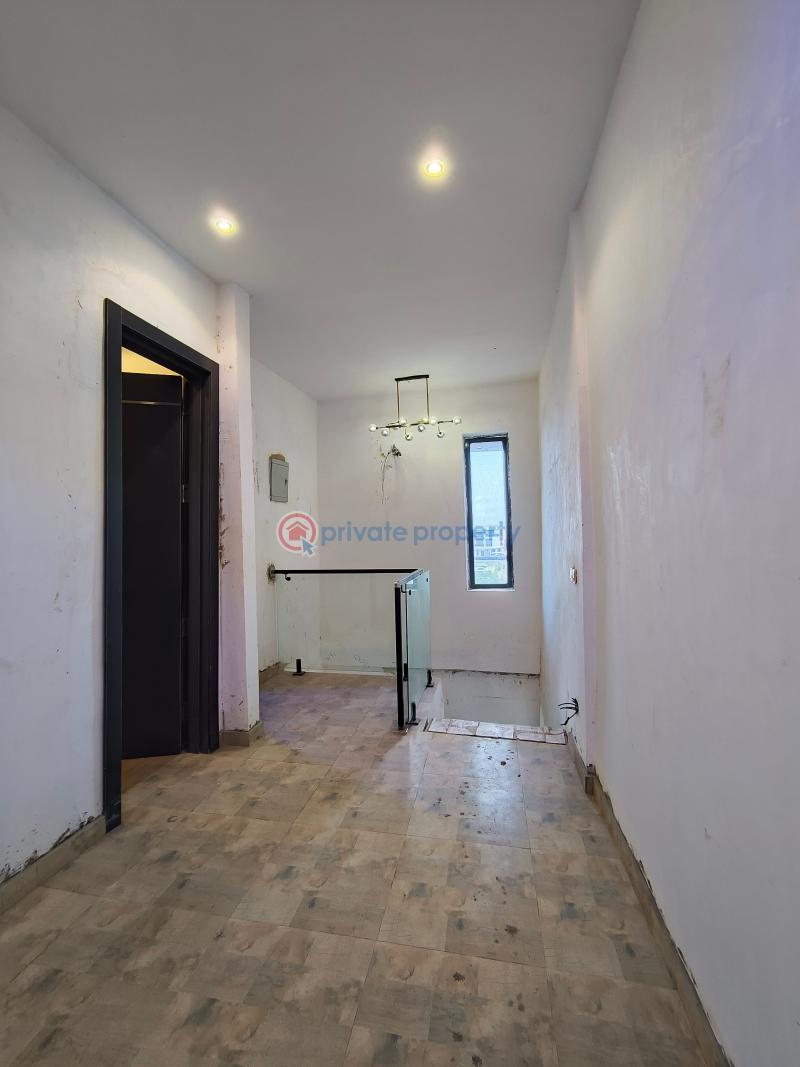 5 bedroom Semi detached Duplex For Sale Royalpine Estate, Orchid Lafiaji Lekki Lagos - 10