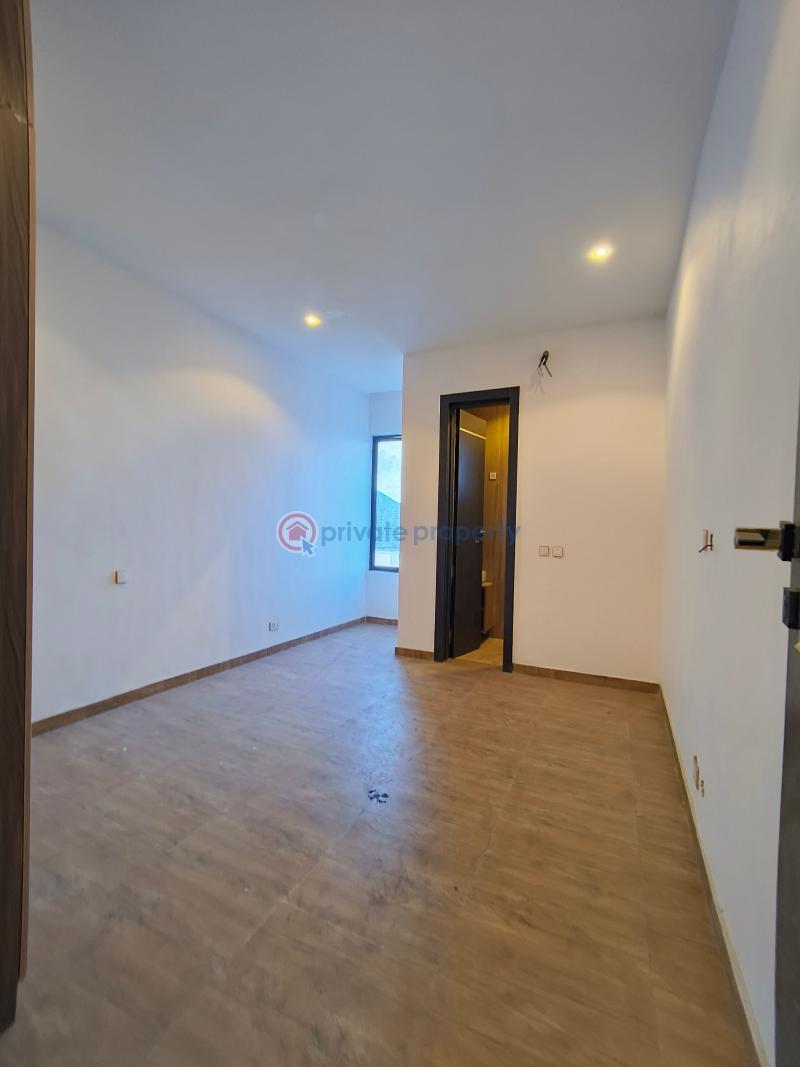 5 bedroom Semi detached Duplex For Sale Royalpine Estate, Orchid Lafiaji Lekki Lagos - 13