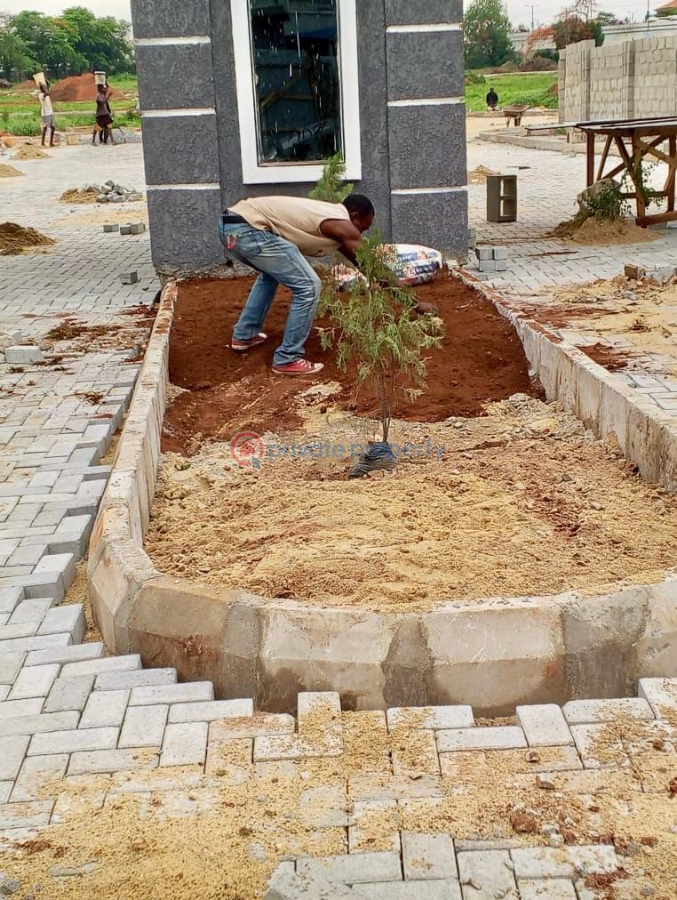 Residential Land For Sale Omole Phase 2, Magodo , Ikeja City Mall, Darell Suites. Kosofe Kosofe/Ikosi Lagos - 4