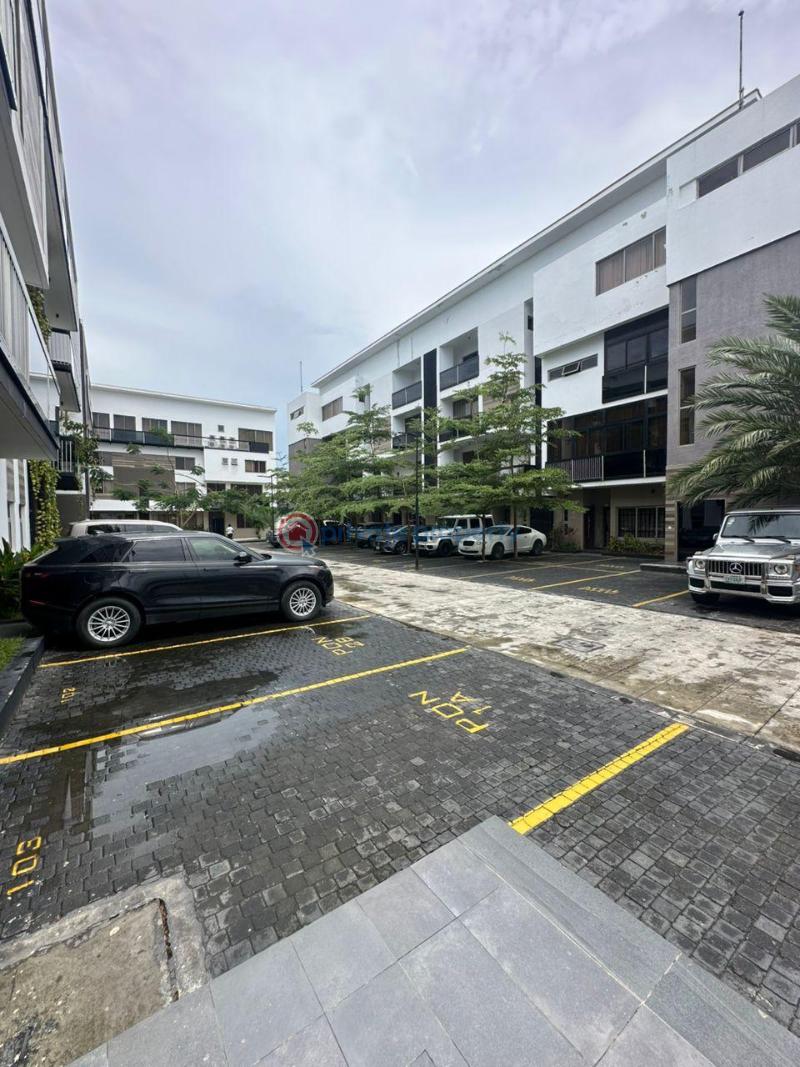 2 bedroom Shared Apartment For Rent Banana Island Ikoyi Lagos - 11