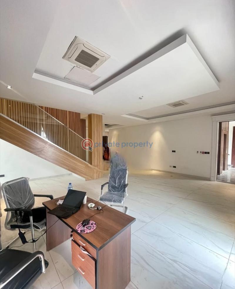 4 bedroom Maisonette For Sale Banana Island Ikoyi Lagos - 2