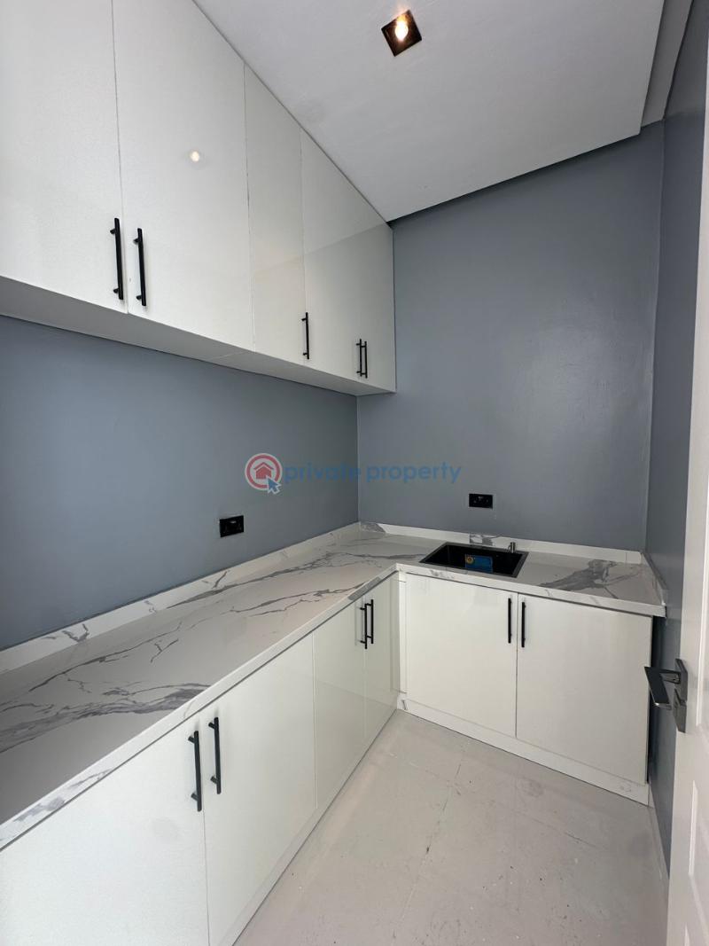 5 bedroom Detached Duplex For Sale Lekki Phase 1 Lagos - 17