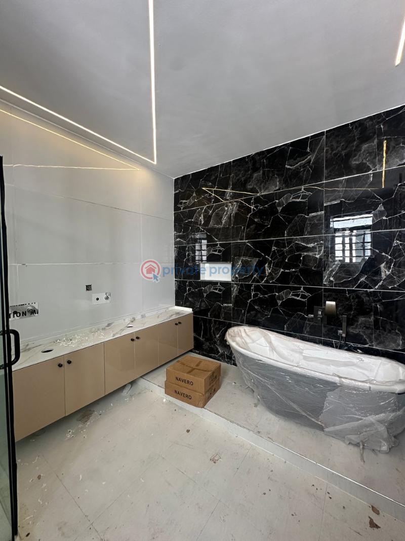 5 bedroom Detached Duplex For Sale Lekki Phase 1 Lagos - 14