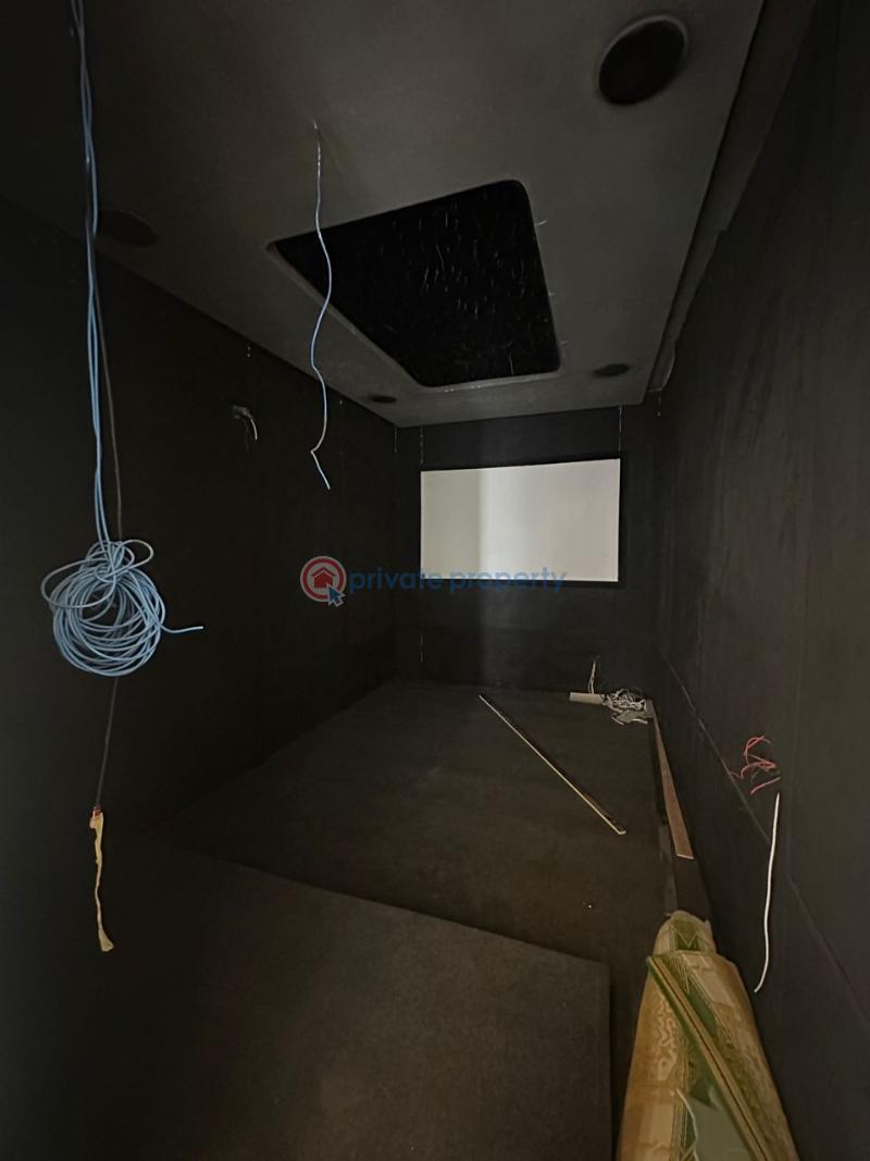 5 bedroom Detached Duplex For Sale Lekki Phase 1 Lagos - 4