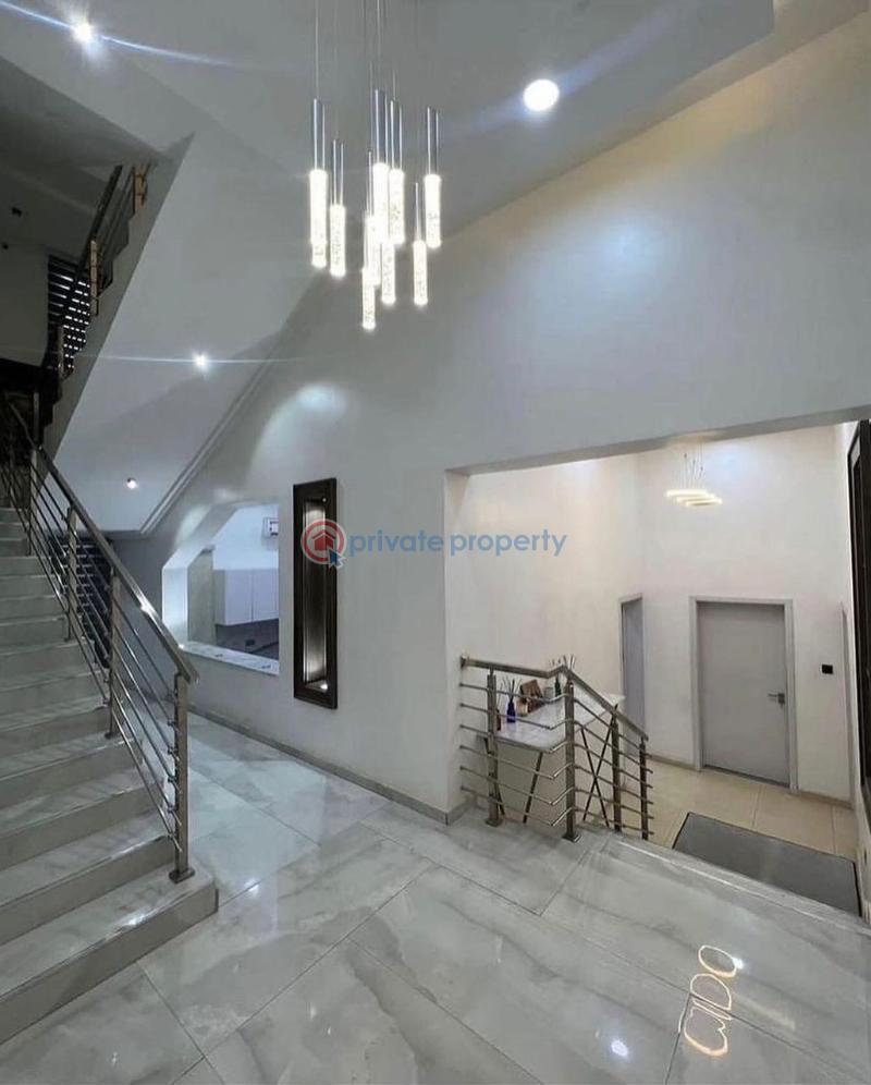 5 bedroom Detached Duplex For Sale Guzape Abuja Phase 1  - 4