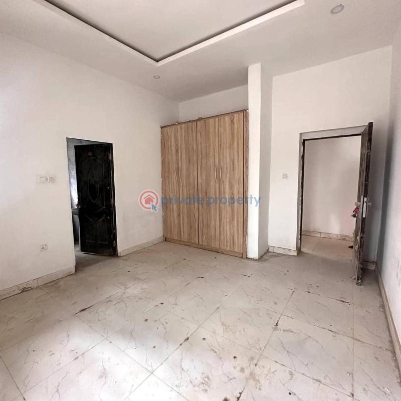 3 bedroom Townhouse For Sale Wuye Abuja Phase 2  - 1
