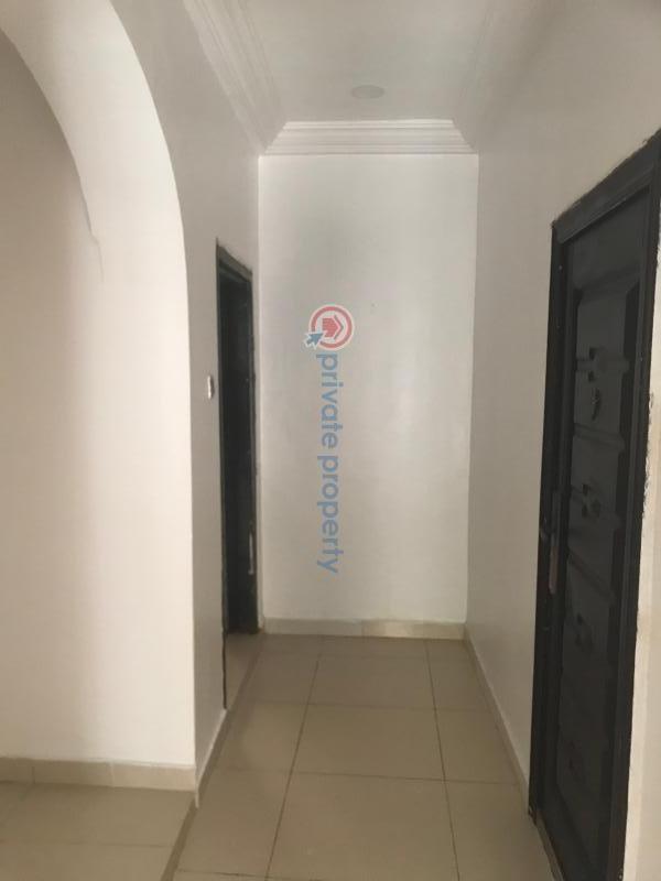 2 bedroom Block Of Flats For Rent Ologolo Estate Ologolo Lekki Lagos - 4