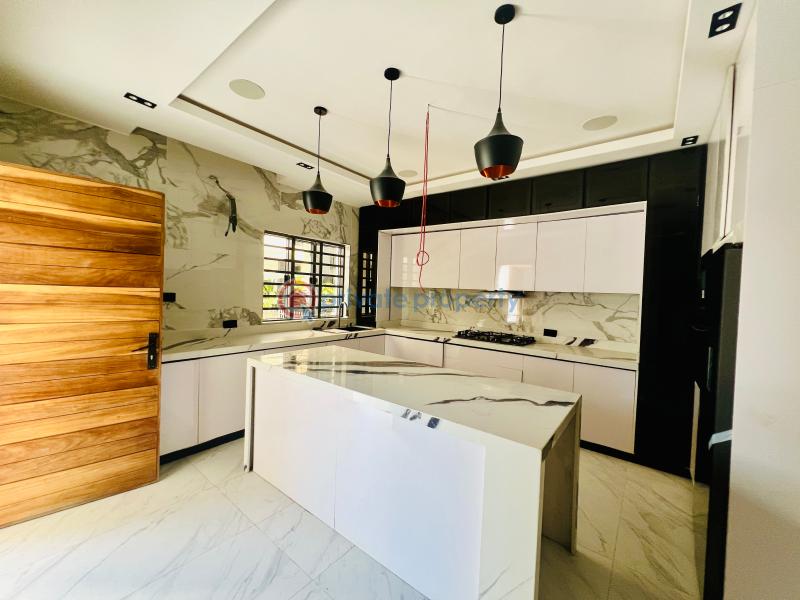 5 bedroom Duplex For Sale Victory Park Estate Osapa Osapa Lekki Lagos - 19