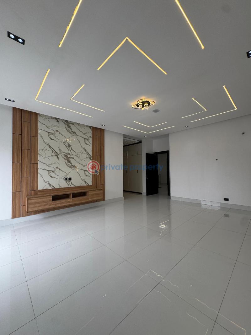 Magnificent 5 bedroom detached duplex with a pool for sale - 12 5 bedroom Detached Duplex For Sale Ajah Lagos - 12