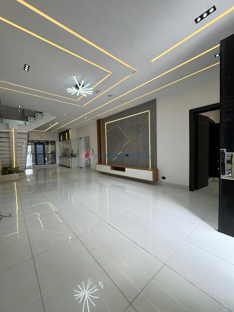 Magnificent 5 bedroom detached duplex with a pool for sale - 2 5 bedroom Detached Duplex For Sale Ajah Lagos - 2