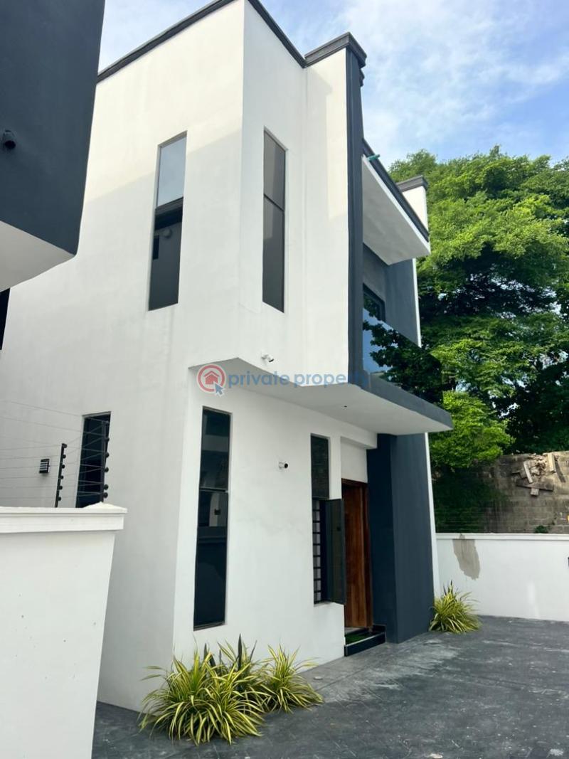 5 bedroom Detached Duplex For Sale Chevron Drive Lekki Lagos - 1