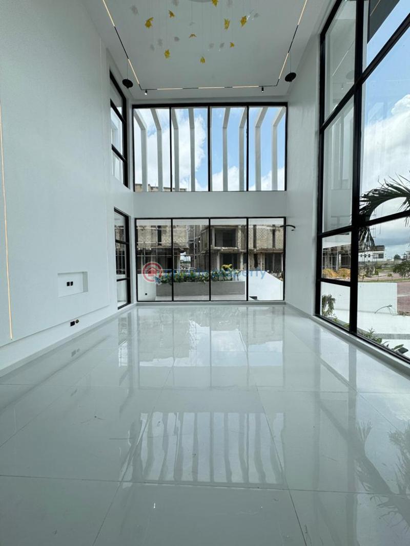 5 bedroom Detached Duplex For Sale Osapa Lekki Lagos - 0