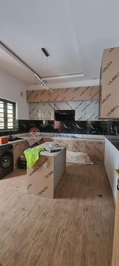 5 bedroom Detached Duplex For Sale Adeniyi Jones Ikeja Lagos - 8