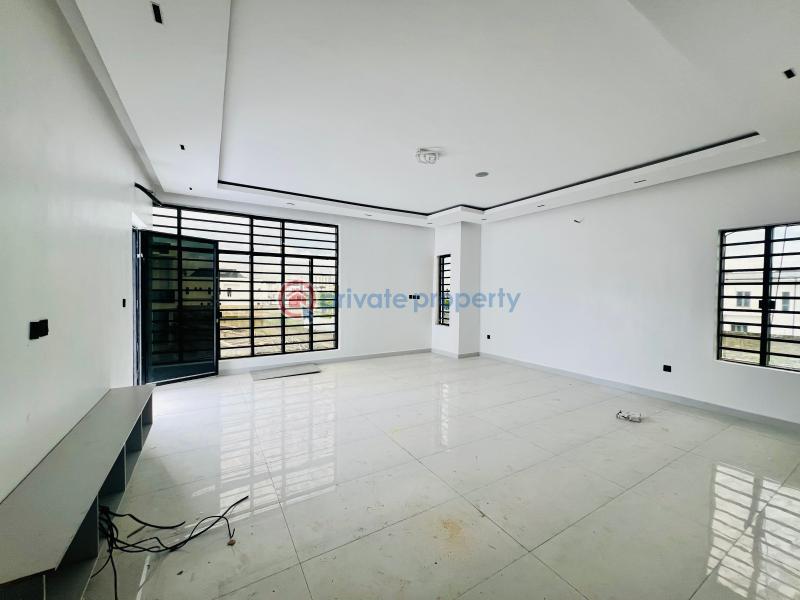 5 bedroom Detached Duplex For Sale A Lovely Estate At Orchid Road By Chevron Tollgate Lekki Expressway Lagos - 15