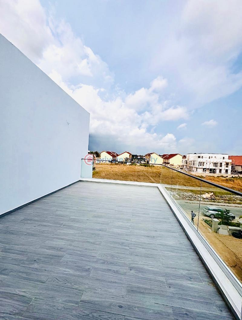 5 bedroom Detached Duplex For Sale Royal Garden Estate Ajah Ajah Lagos - 17