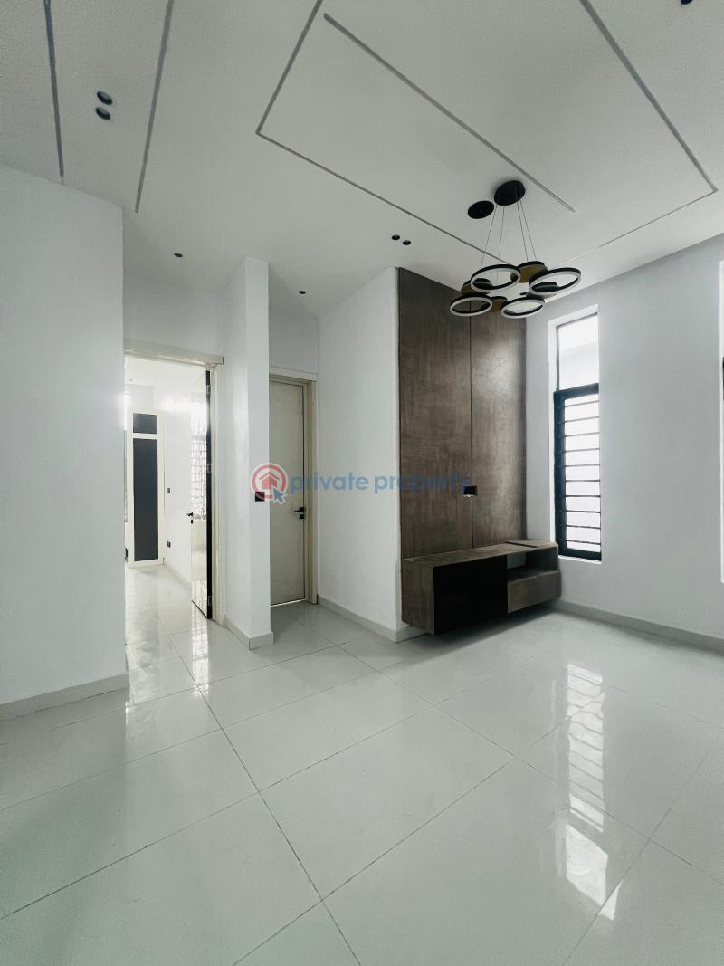 5 bedroom Duplex For Sale Orchid Road Lekki Along Lekki Expressway Lagos - 8