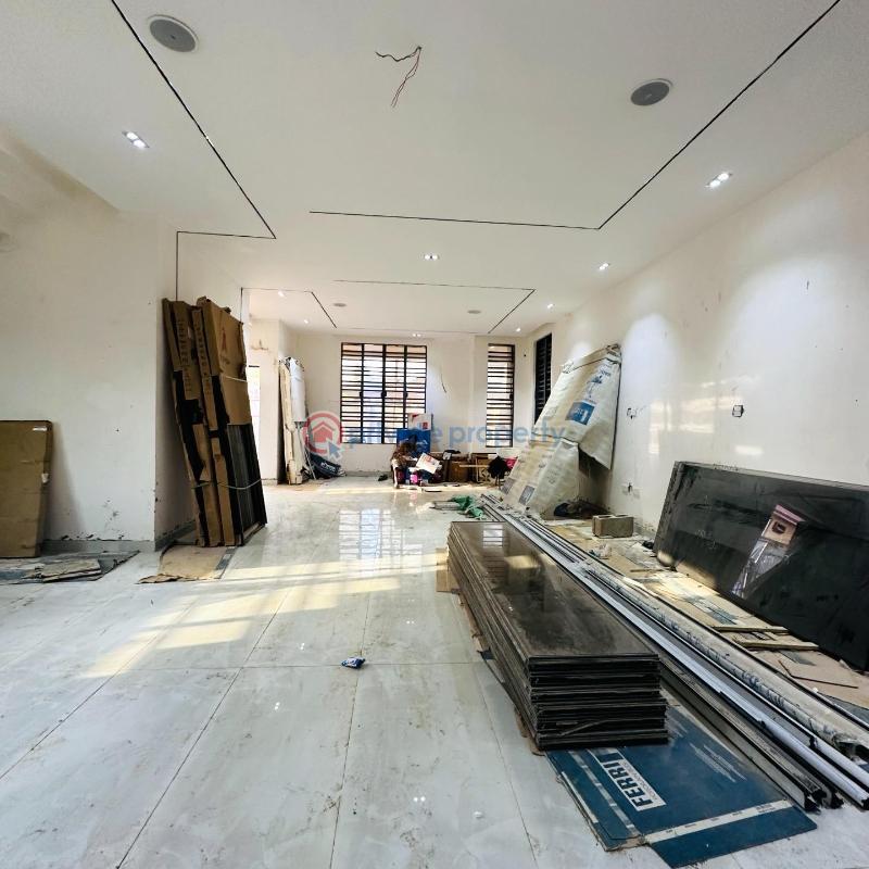 5 bedroom Detached Duplex For Sale Magodo GRA Phase 2 Kosofe/Ikosi Lagos - 2