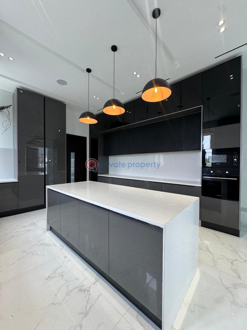 Magnificent 5 bedroom fully detached duplex with a bq and private cinema - 4 5 bedroom Detached Duplex For Sale Osapa Lekki Lagos - 4