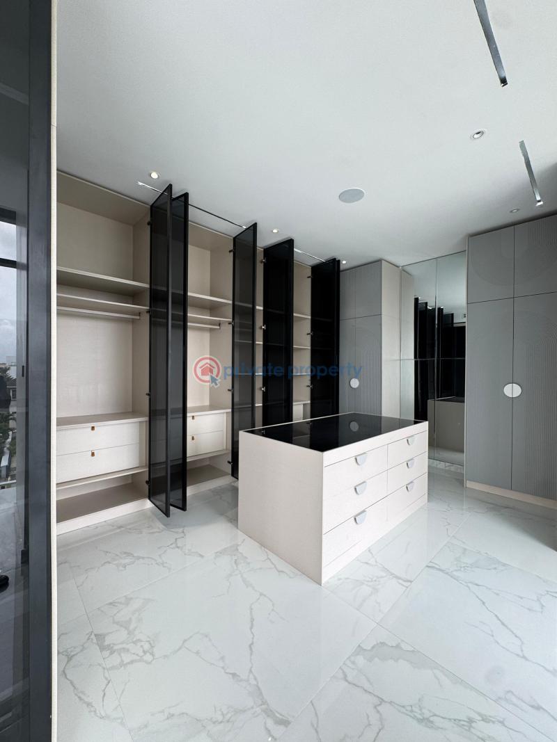 Magnificent 5 bedroom fully detached duplex with a bq and private cinema - 6 5 bedroom Detached Duplex For Sale Osapa Lekki Lagos - 6