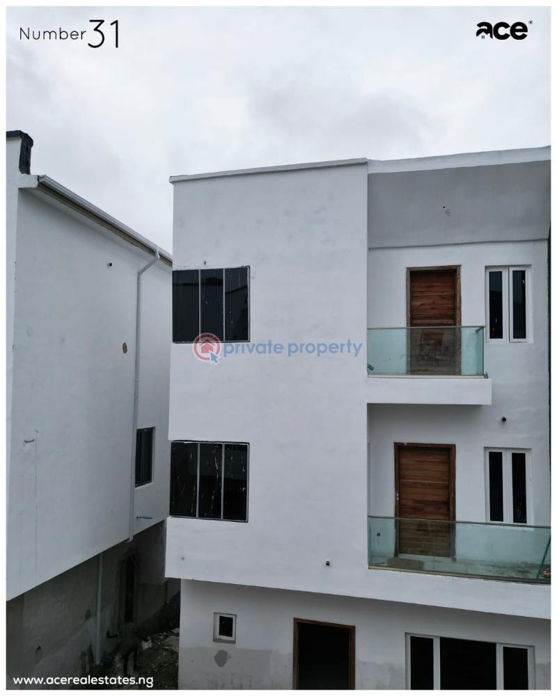 5 bedroom Detached Duplex For Sale Number 31, Off Freedom Way, Close To Oba Elegushi Palace, Lekki Phase 1 Lagos - 3